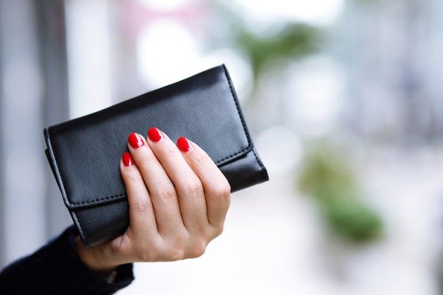 woman-with-wallet-ready-online-shopping_109549-197